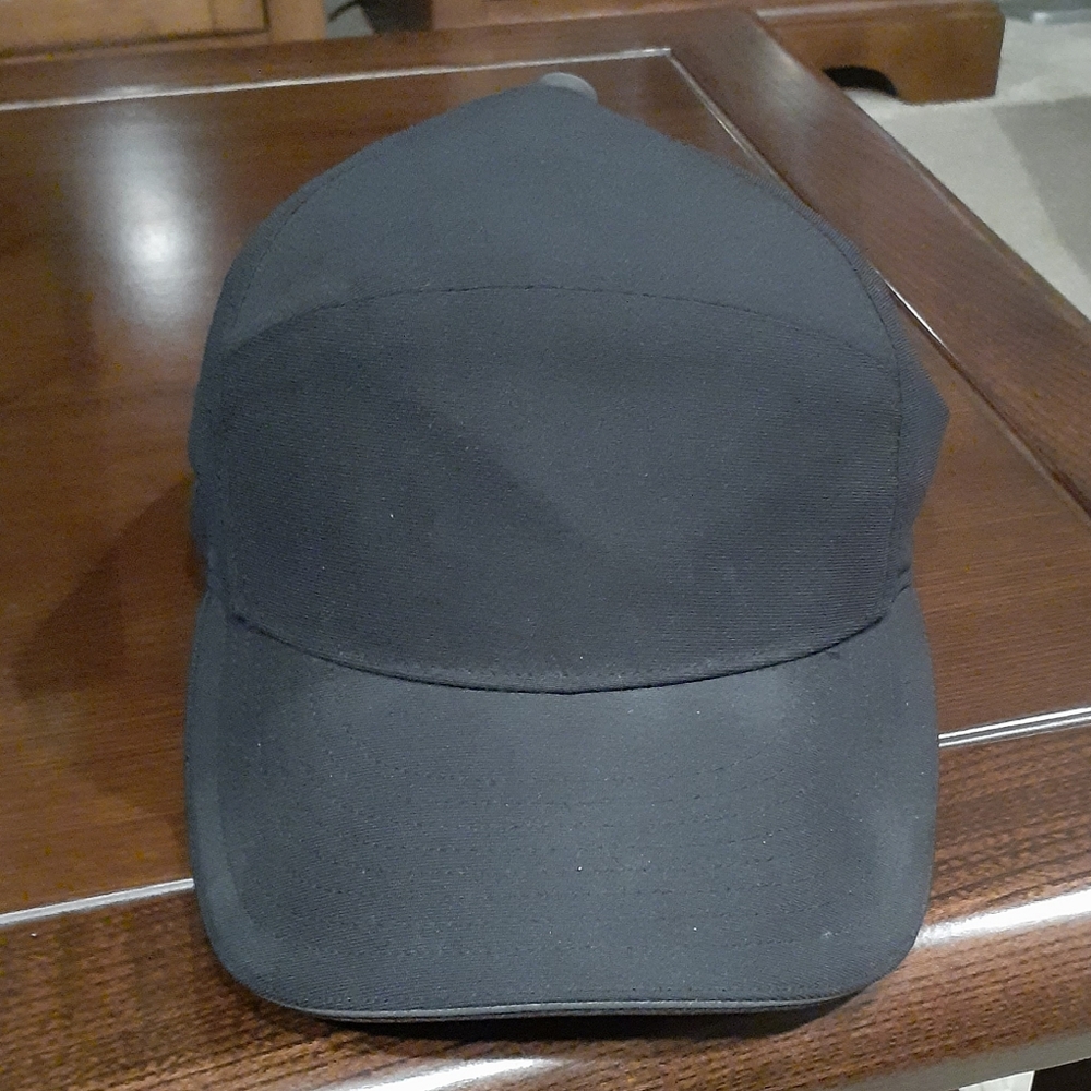 Lululemon cap